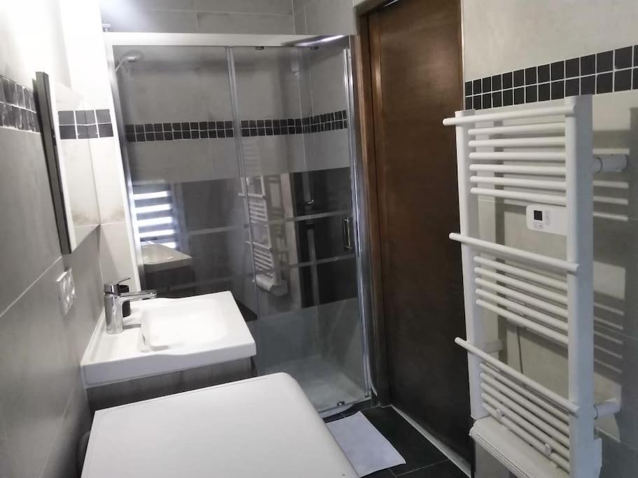 Detente - Appartement Et Poutres Apparentes Beziers Bagian luar foto